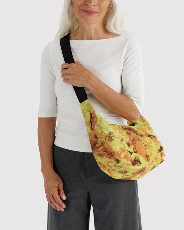Medium Nylon Crescent Bag - Nasturtiums Ruth Asawa - Material: heavyweight-nylon