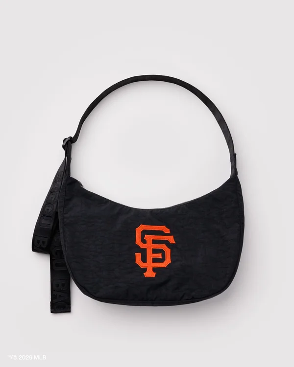 Medium Nylon Crescent Bag - San Francisco Giants™ - Material: heavyweight-nylon