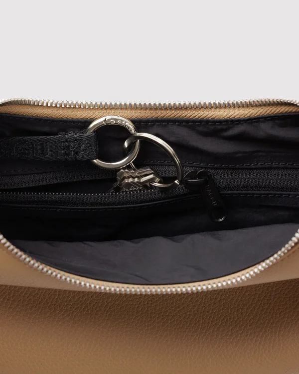 Small Recycled Leather Flat Crescent - Dune - Size: OS